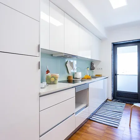 Fábrica - Meia Flat T2 Apartamento
